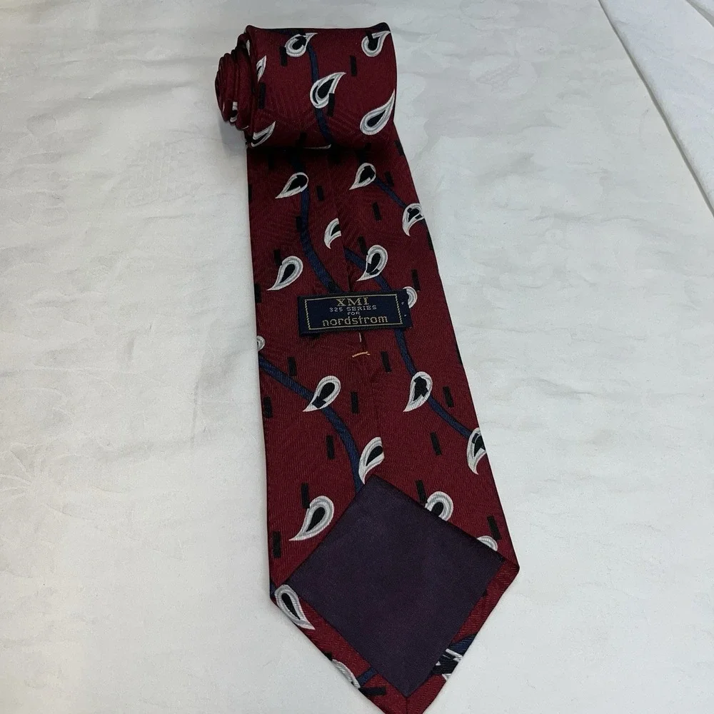 XMI for Nordstrom 325 Series Vintage Tie Burgundy Navy Imported Silk 56